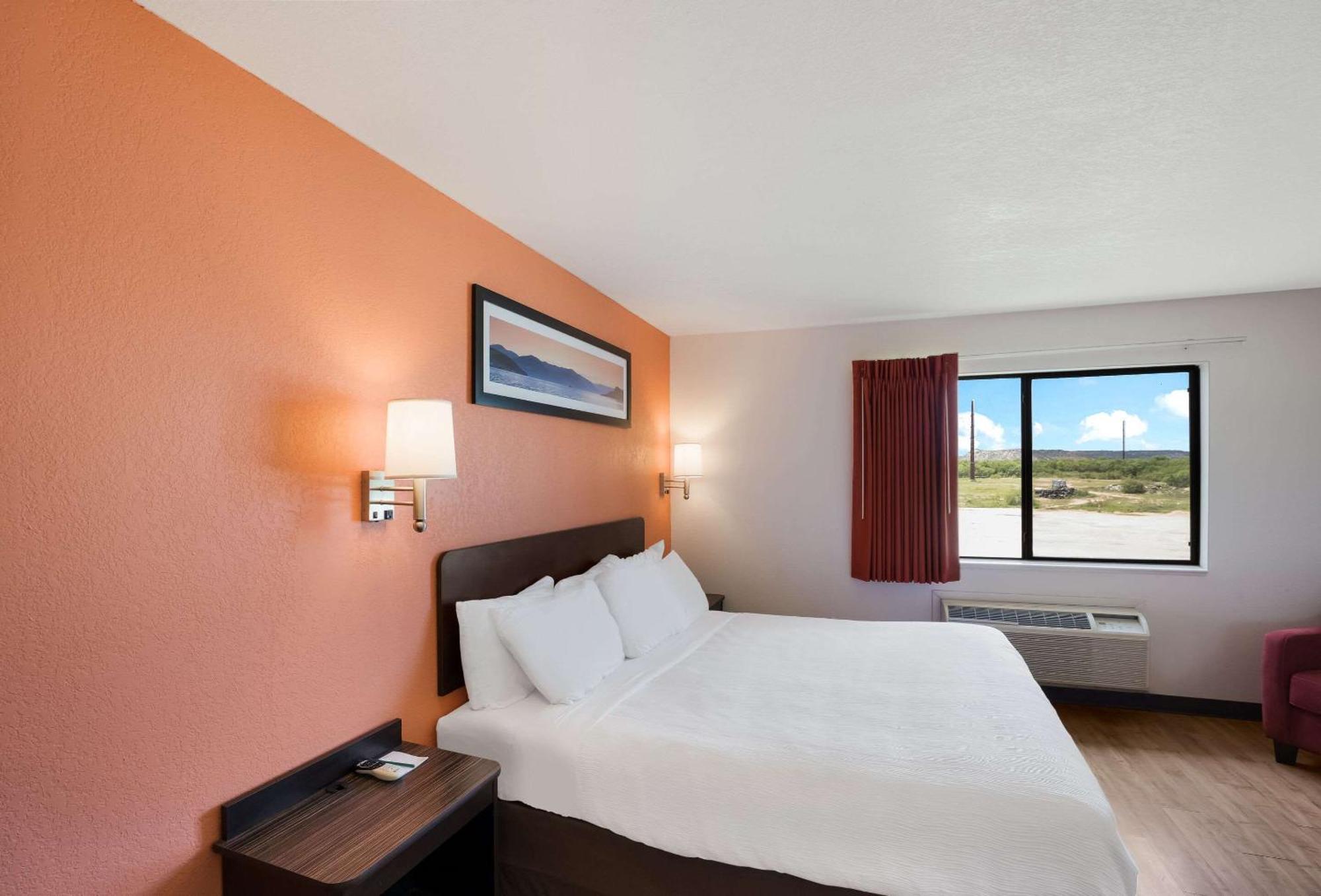 Quality Inn & Suites Junction Buitenkant foto